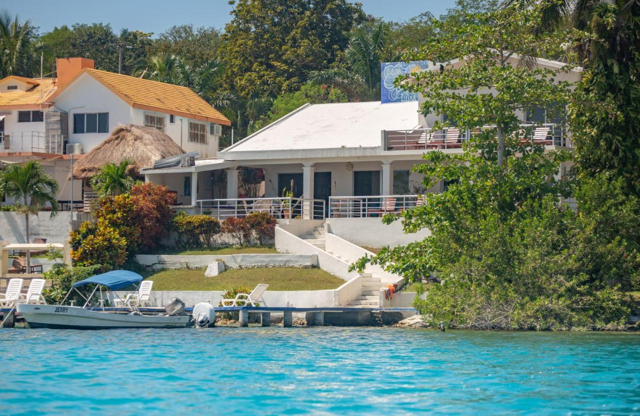 Casa Sol Y Luna Bacalar Bed and Breakfast Eksteriør billede